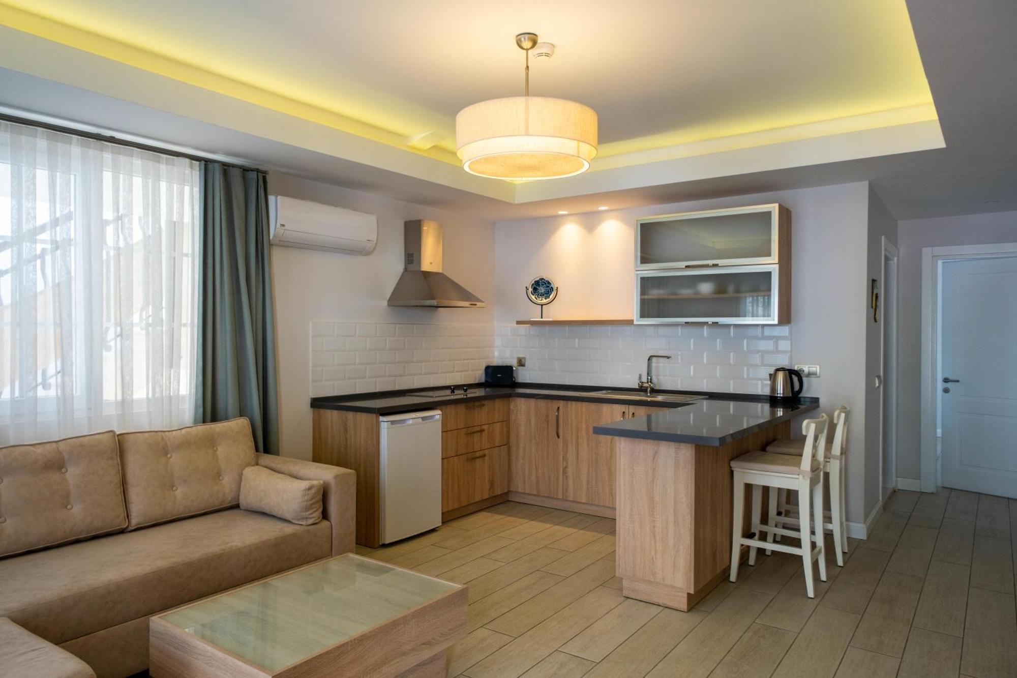 Sea Breeze Hotel And Apartments Oludeniz Exterior photo